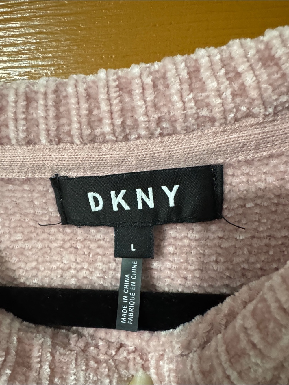 It's a girls' size L - Picture 2 of 4